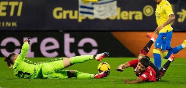 مانشستر يونايتد يخسر من قادش برباعية استعدادا لاستكمال الموسم | كورة لايف بلس | koora live Plus | مباريات اليوم بث مباشر جوال kooralive